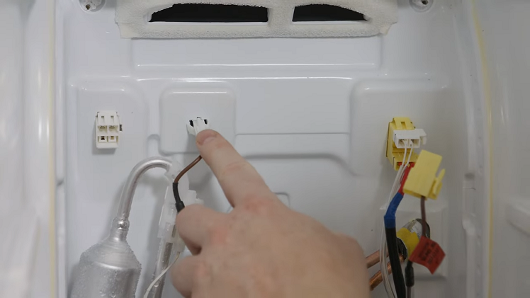 How to Fix Samsung Refrigerator Error Code E8